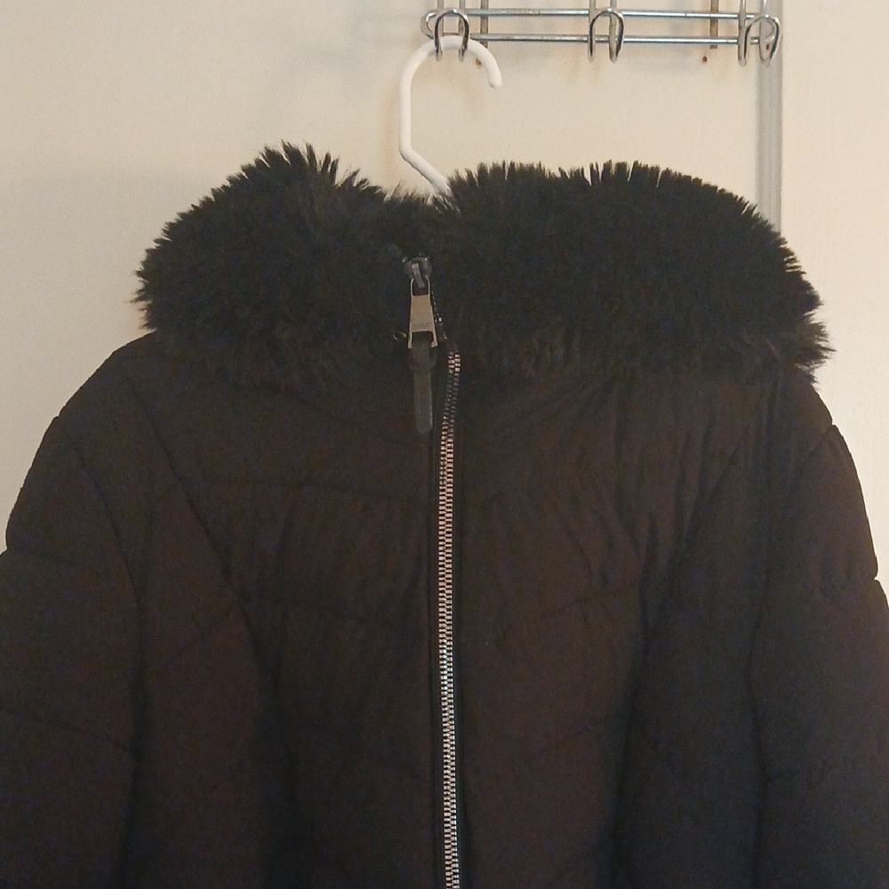 DKNYC Black Puffer Jacket Sleek Insulated Design - Picture 7 of 16